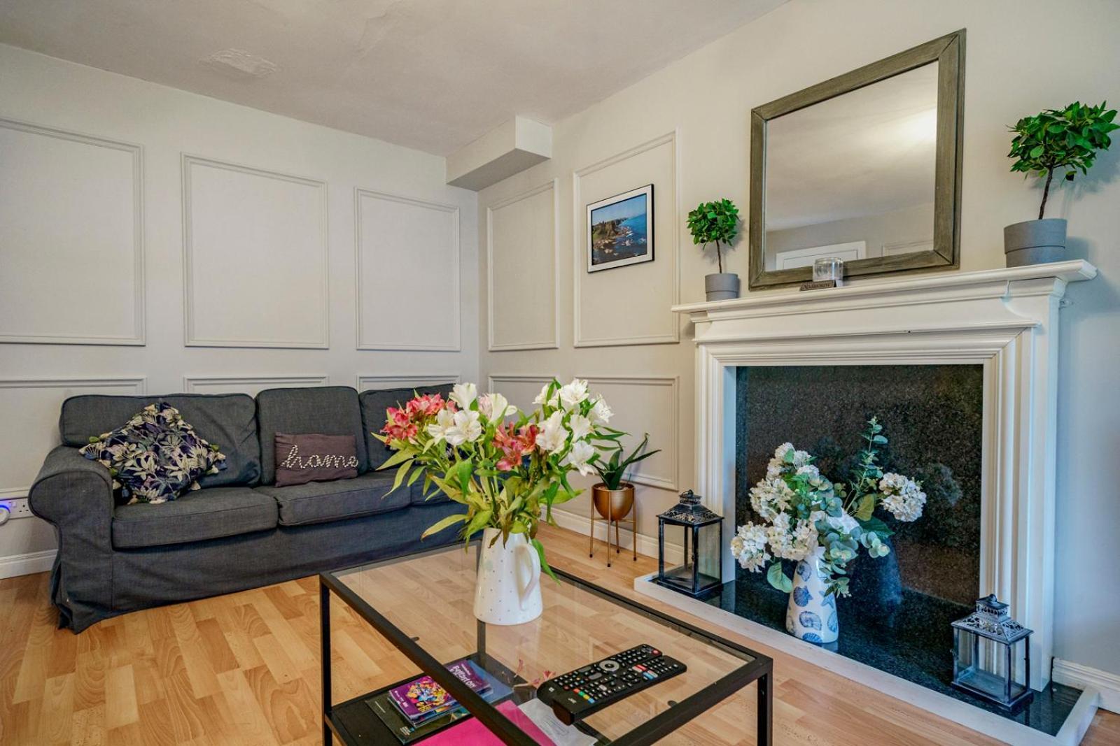 Close To City Centre Stylish 3 Bedroom House Белфаст Экстерьер фото