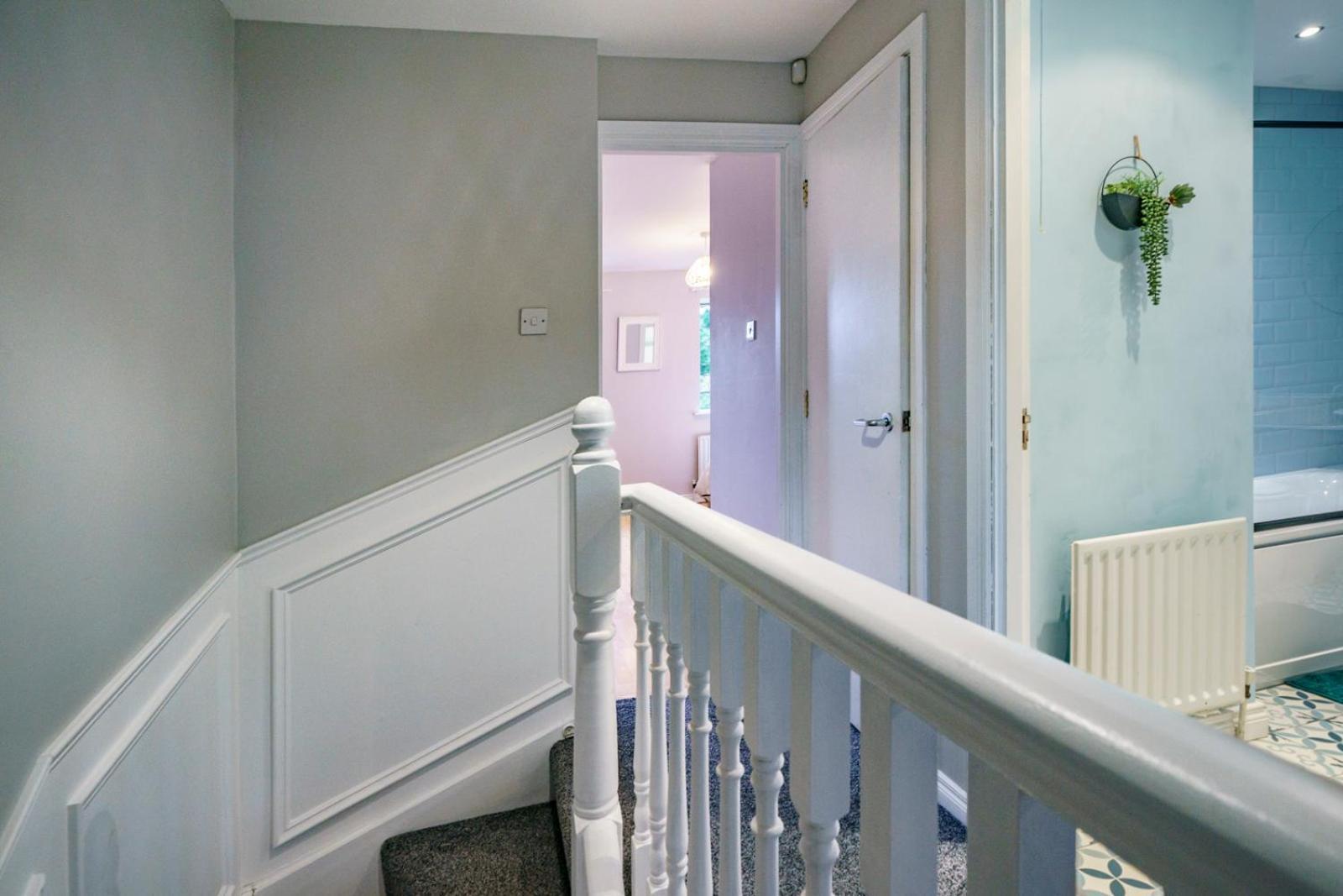 Close To City Centre Stylish 3 Bedroom House Белфаст Экстерьер фото